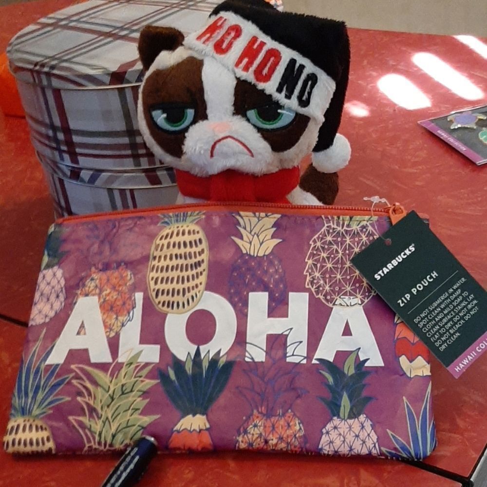 Starbucks Hawaii ALOHA zip pouch NEW
